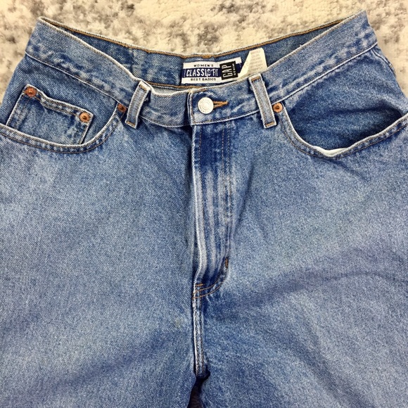 VINTAGE 90’s Gap Mom Jean Shorts - Picture 2 of 5